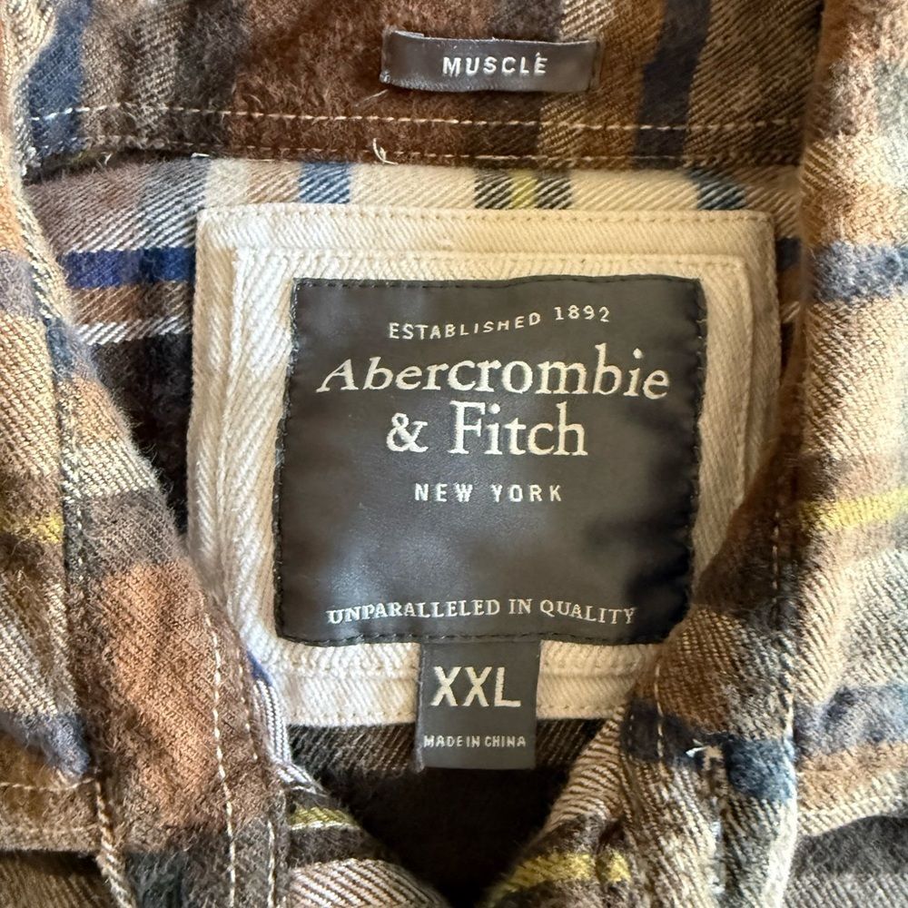 Abercrombie & Fitch Plaid Flannel Button-Up Shirt Heavy and Thick Y2K - Picture 2 of 6